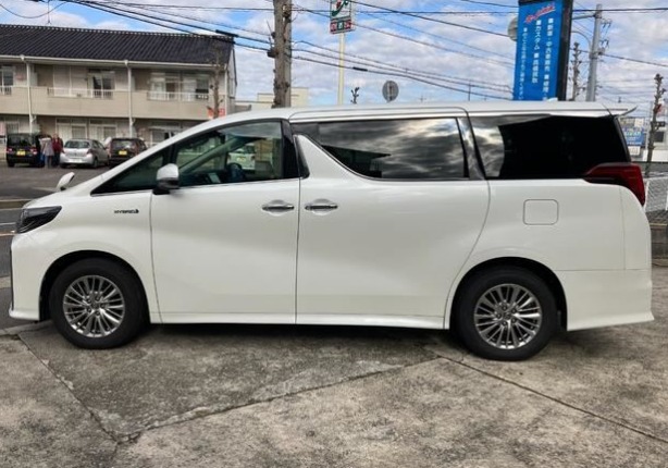 2018 TOYOTA ALPHARD
